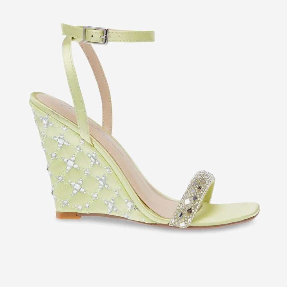Blu Betsey Johnson Simon Wedge